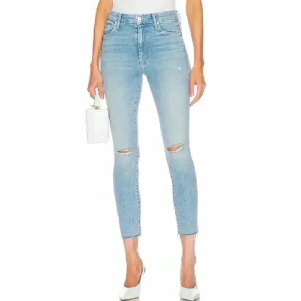 Mother High Waisted Looker Ankle Fray Jeans Drinking by the Pool